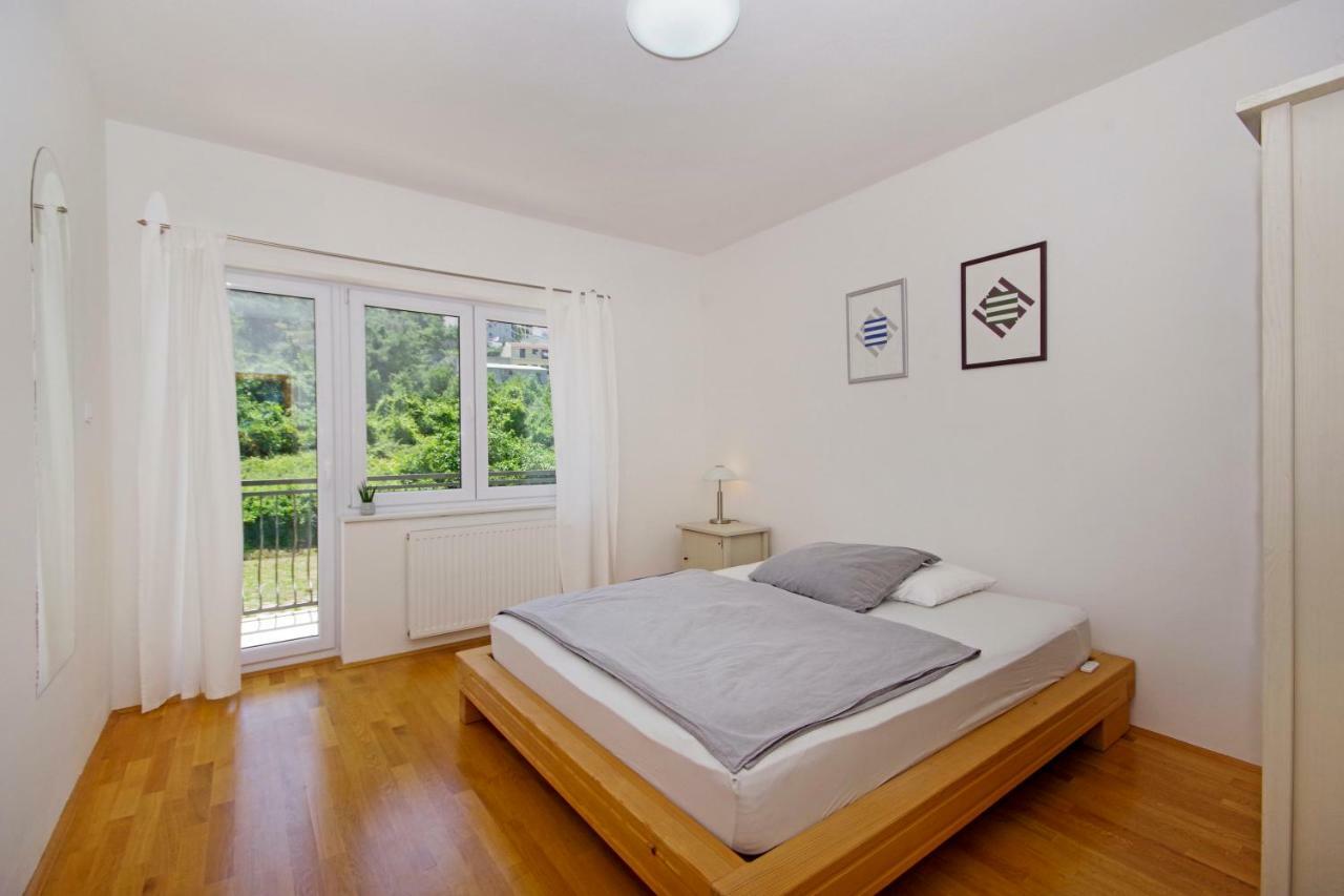 Ferienwohnung Manuela Podstrana Exterior foto