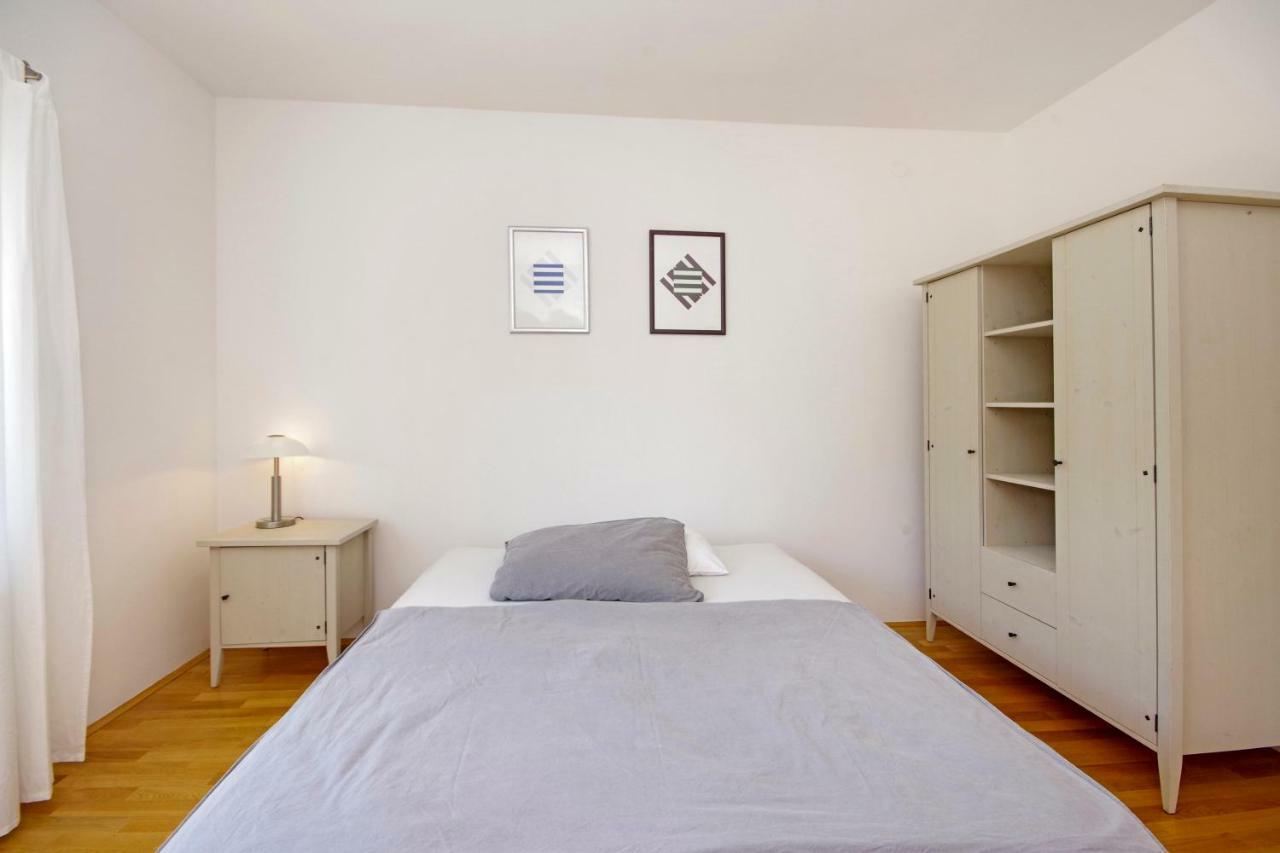 Ferienwohnung Manuela Podstrana Exterior foto
